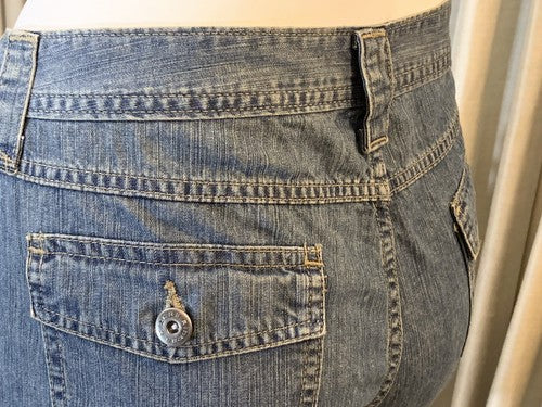 Riders by Lee Women's Size 8 Comfort Bermuda Short Blue NWT