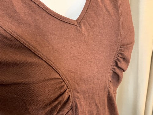 NWT Jones Wear Chestnut Brown V Neck Knit Top Shirt Size Medium