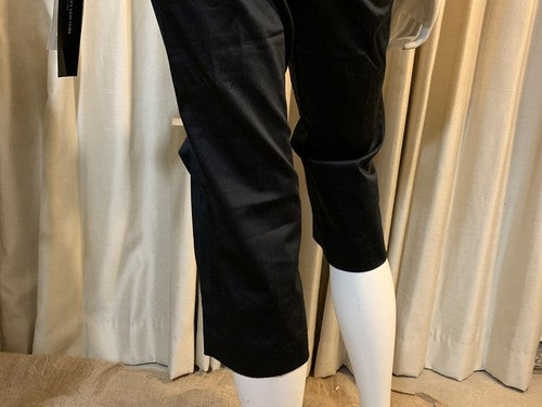 NWT ATTENTION Womens Crop Capri Slacks Black Pants Modern Contour Boot Cut Sz 10