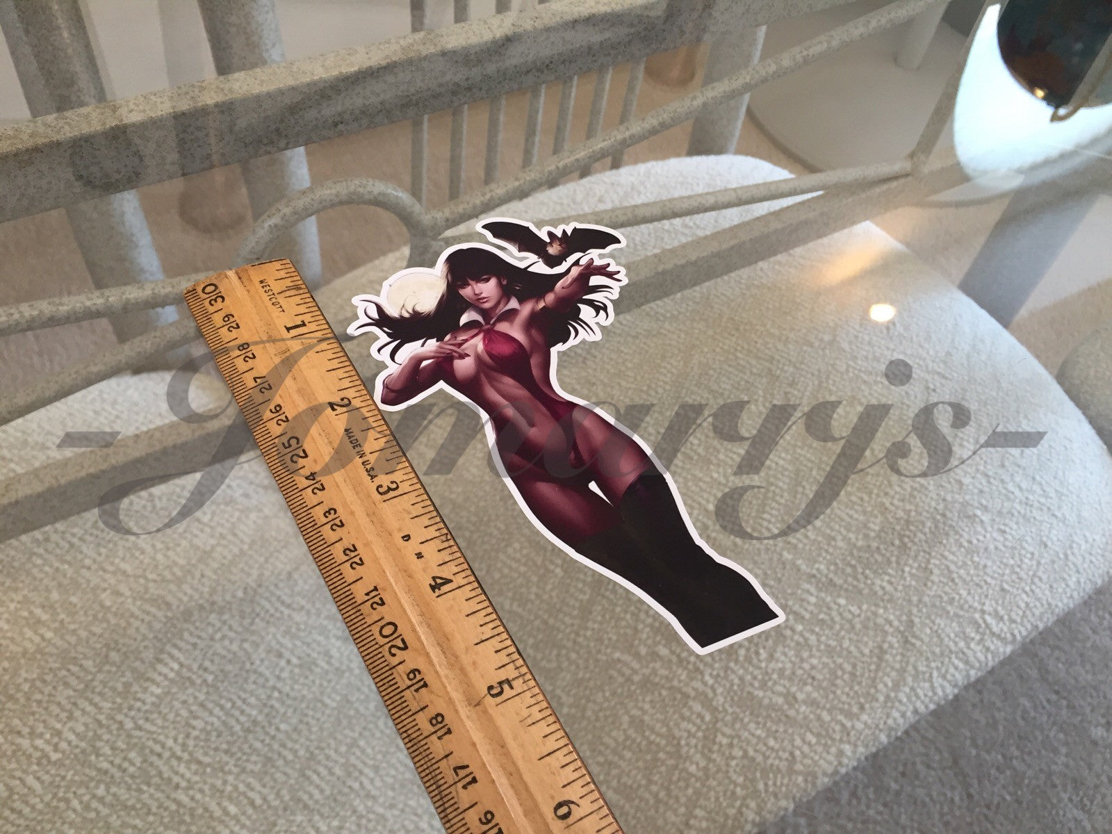 Vampirella - Comics - Anime Sticker Decal Vinyl laptop